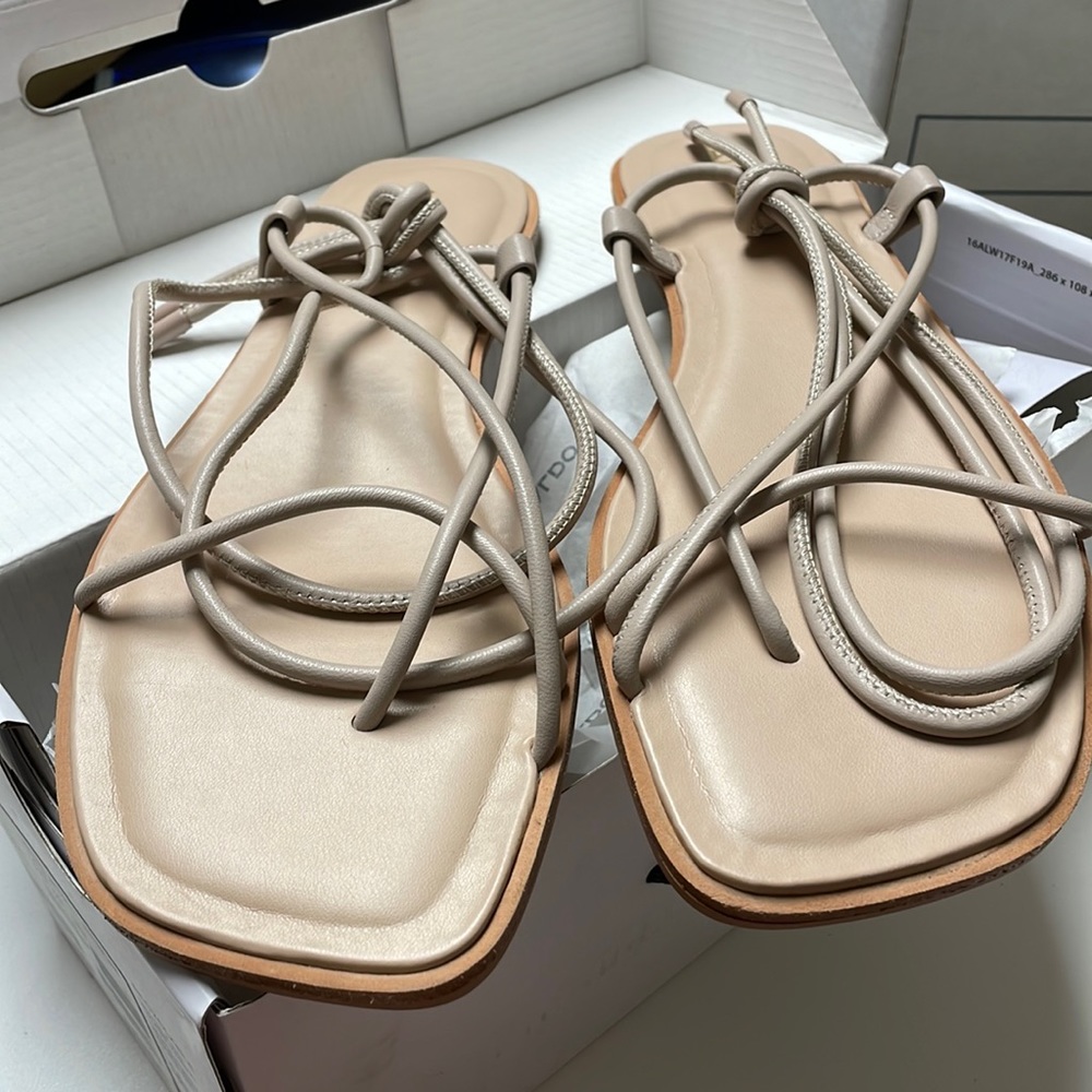 Aldo woman’s sandals lace up size 9